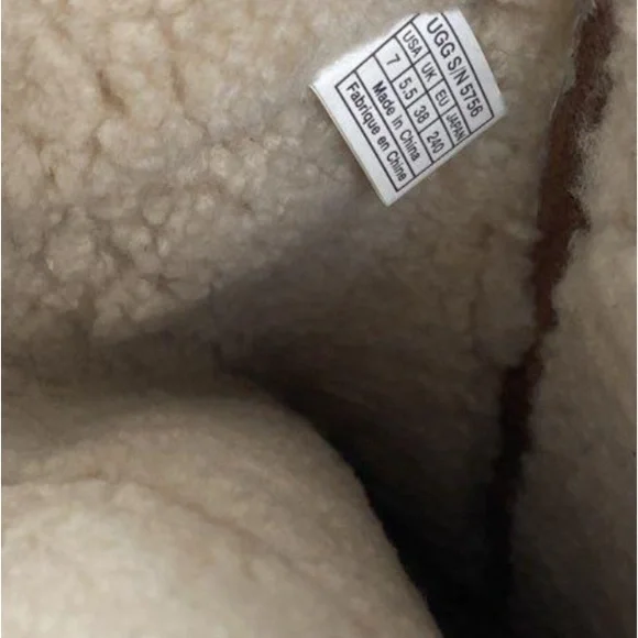 🛑 1 hour sale. UGG, size 7, Corinth Wedge leather & shearling Boots, EUC - Picture 6 of 16